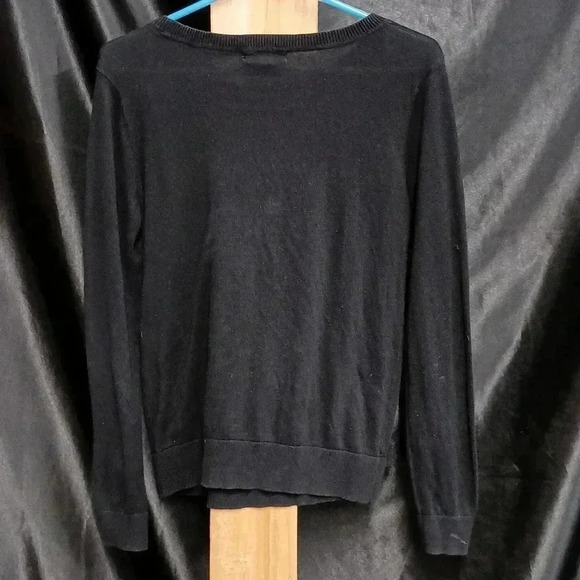 long sleeve size medium black forever 21 sweater - Picture 5 of 5